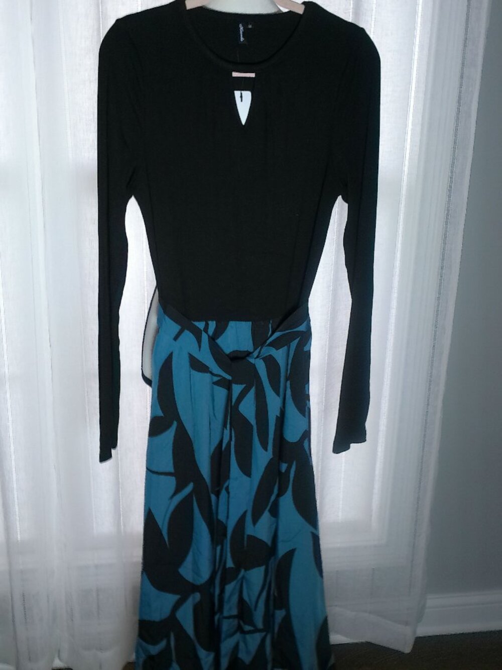 KRANDA NWT Long Slve Pull Over Color Blocked Blue w/Black Floral Dress w/Belt M